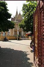 Wat Phnom Penh