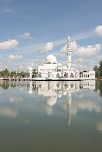 Tengku Tengah Zaharah Moschee