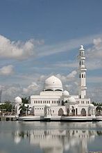 schwimmende Mosche Kuala Terengganu